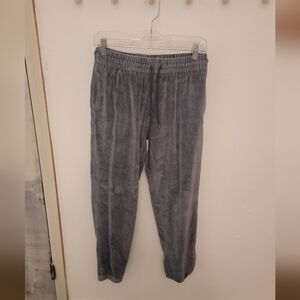 Aritzia Tna Velour Sweat Pants